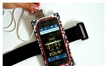 Phone Armband with Pocket Free Sewing Pattern