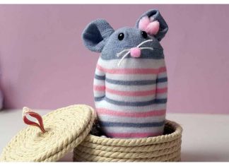 Sock Mouse Free Sewing Pattern and Video Tutorial