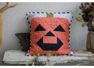 Pumpkin Quilt Block Pillow Free Sewing Pattern